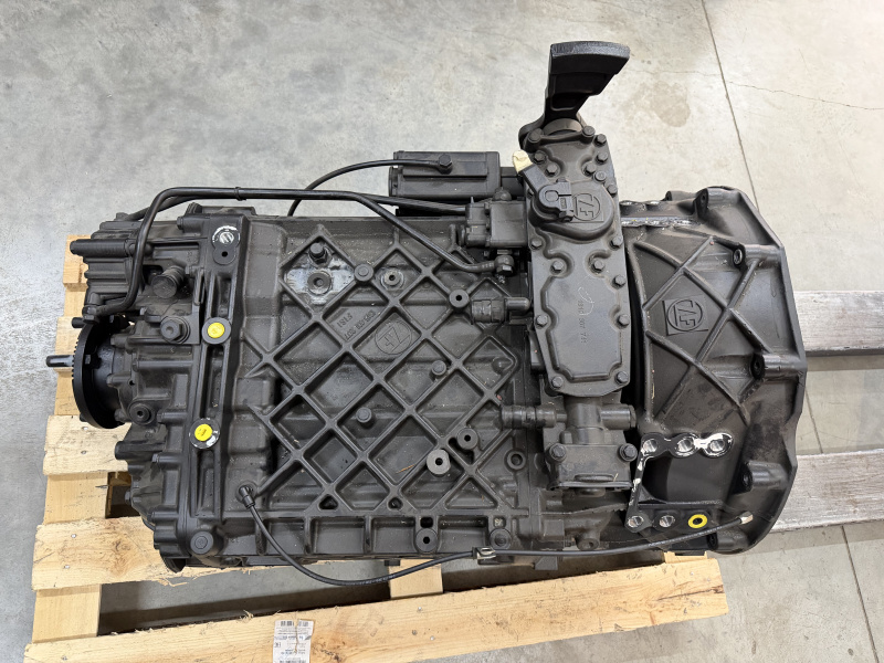 КПП ZF 16S1820 (тросовый привод, без ПГУ) снята с нового силового агрегата / ZF 1341.002.123 